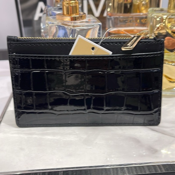 MICHAEL KORS JET SET TRAVEL MEDIUM TZ CARD CASE IN BLACK CROCODILE 
NWT - Picture 8 of 16